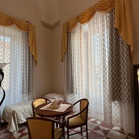 La Dimora Del Barone Hotel Vernole Bagian luar foto