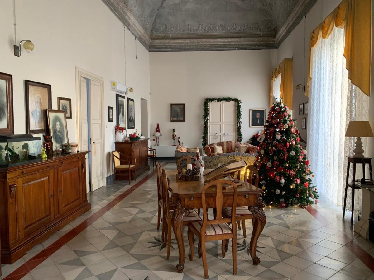 La Dimora Del Barone Hotel Vernole Bagian luar foto