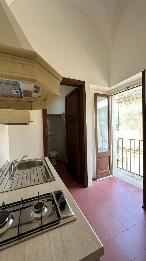 La Dimora Del Barone Hotel Vernole Bagian luar foto