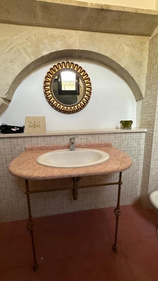 La Dimora Del Barone Hotel Vernole Bagian luar foto