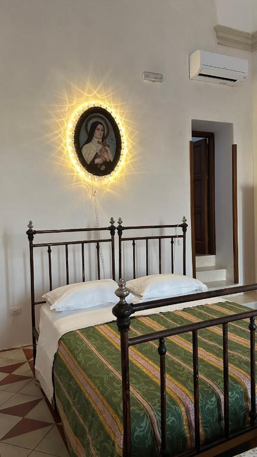 La Dimora Del Barone Hotel Vernole Bagian luar foto