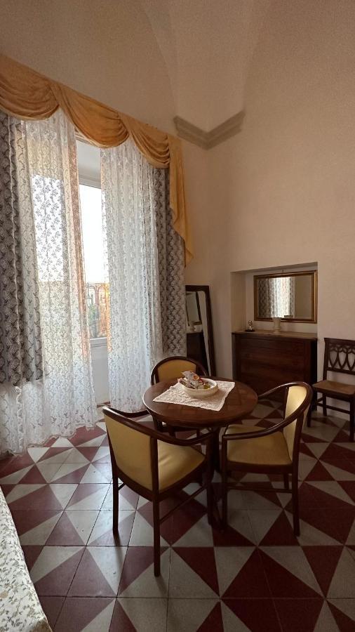 La Dimora Del Barone Hotel Vernole Bagian luar foto